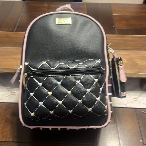 Brand new Juicy Couture with coin purse - Picture 12 of 12